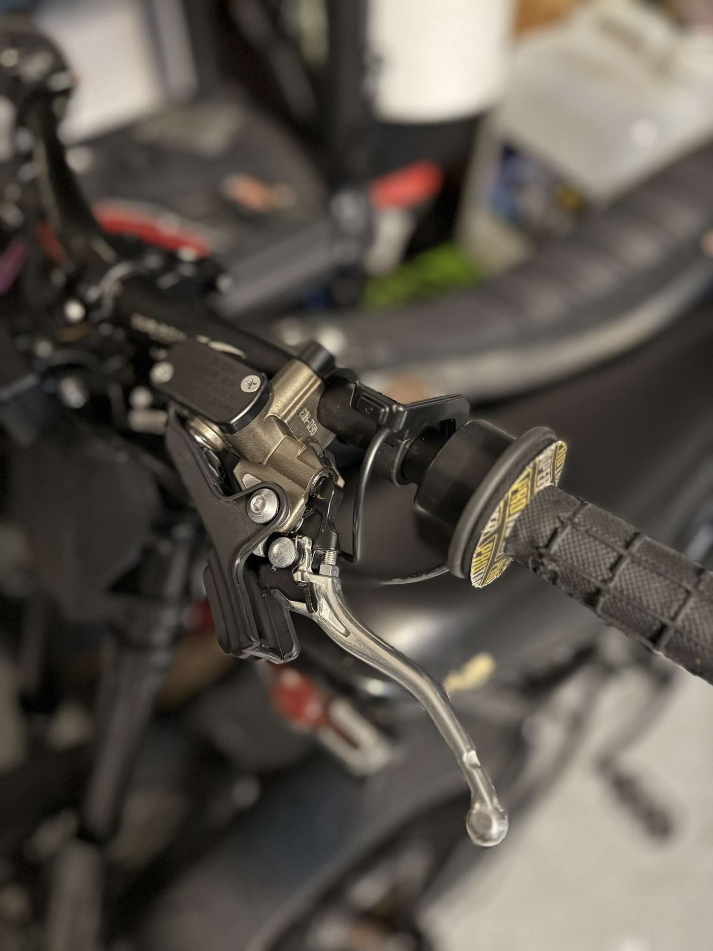 V2 talaria ultra brake