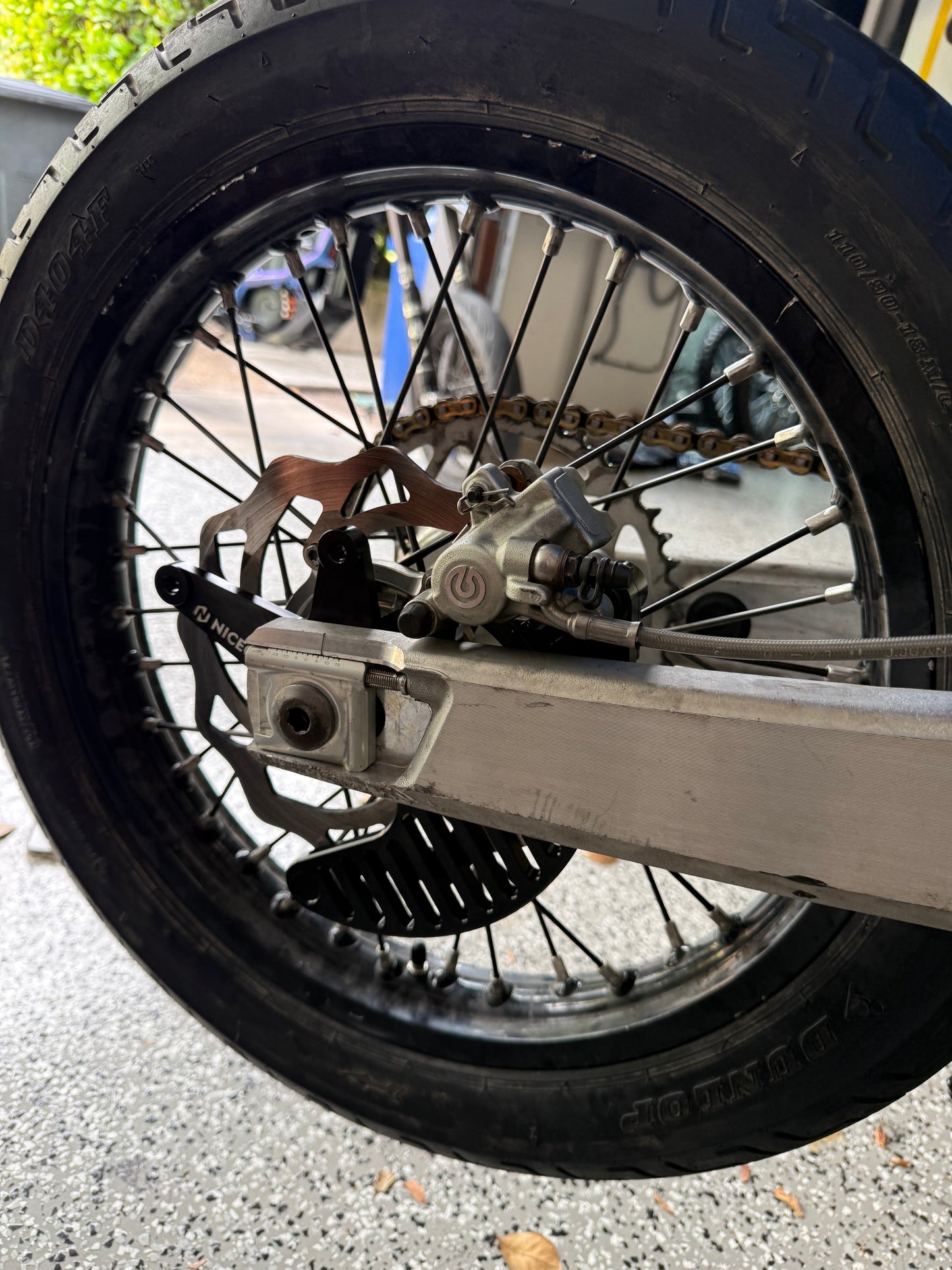 stark varg dual caliper/ upgraded brake mount